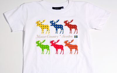 T-shirt älgar med färg